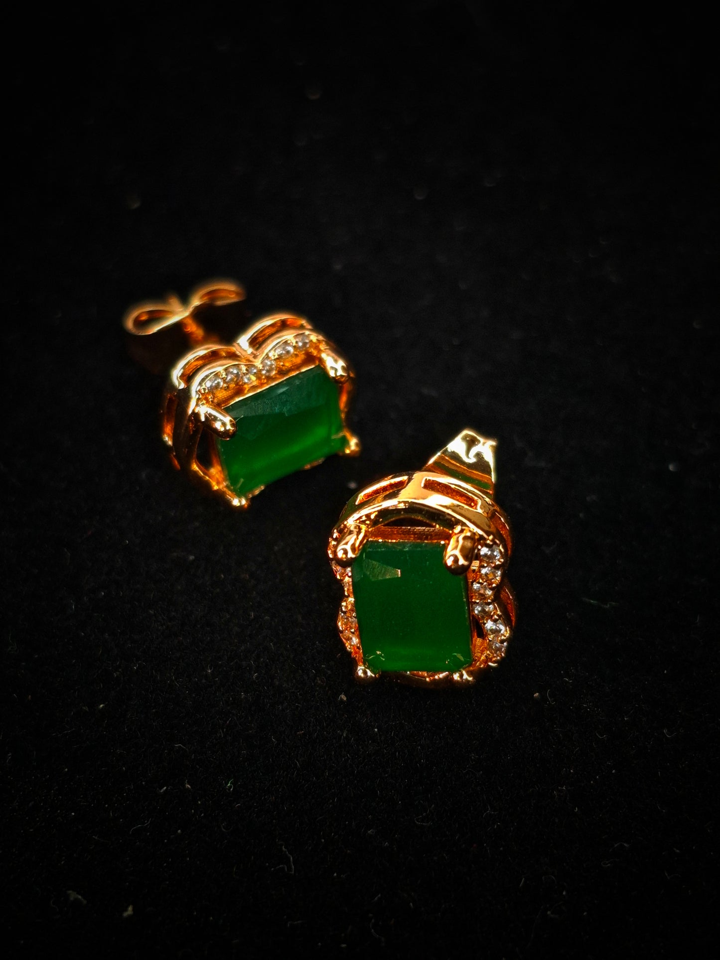 Aurora Royale Studs