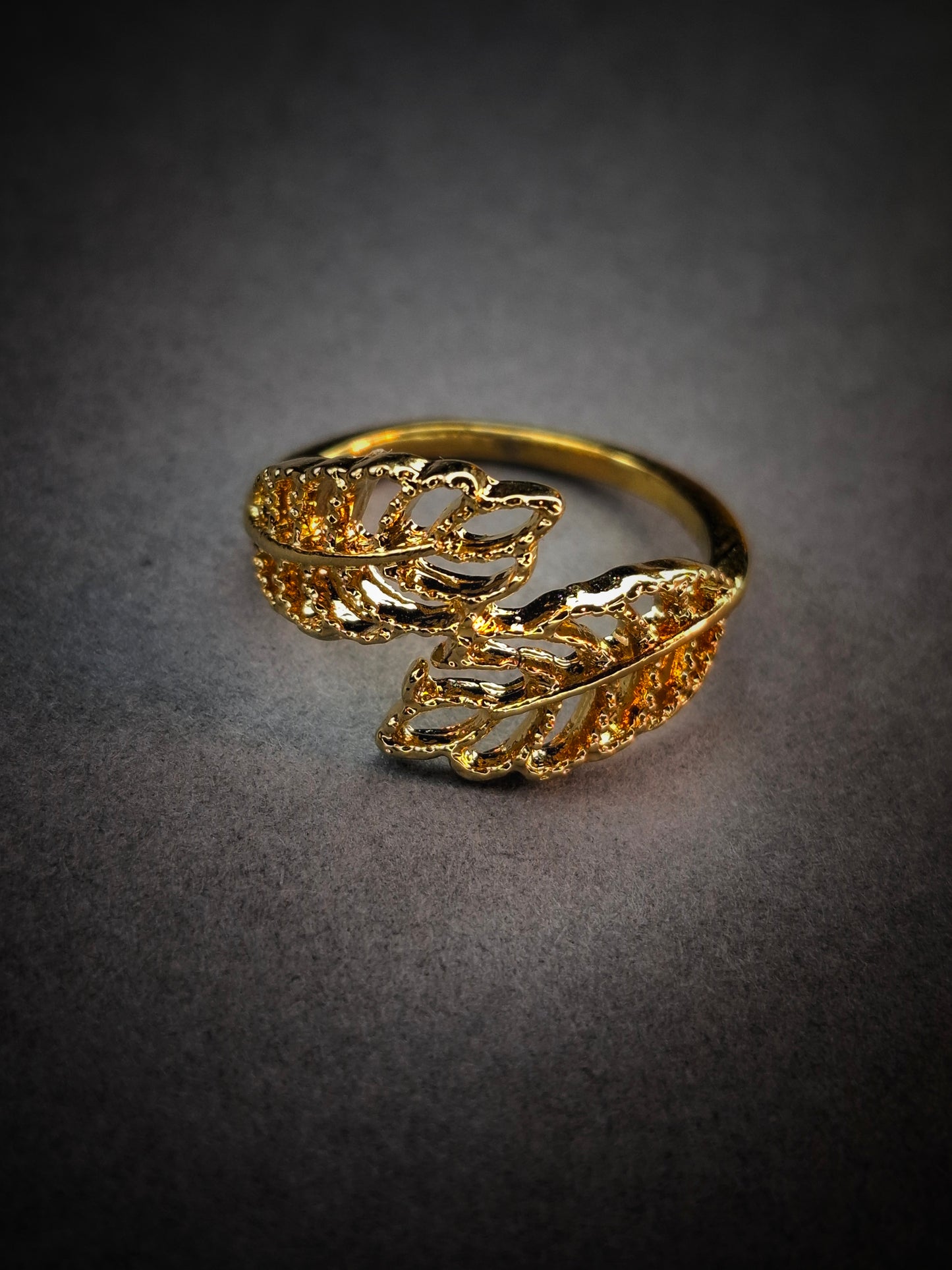 Golden Laurel Ring