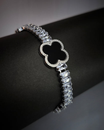 Midnight Clover Luxe Bracelet 2 Colours