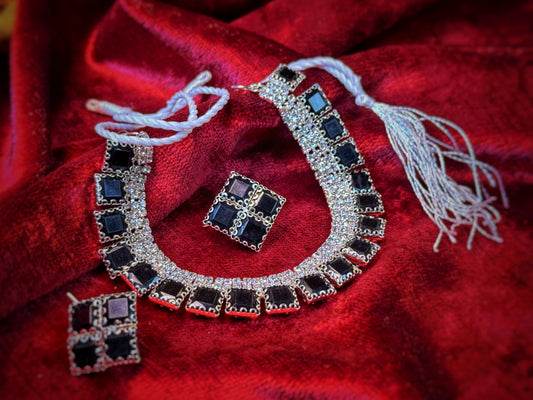 Silver Mirage Necklace